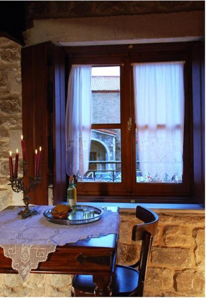 Hotel Ξενωνασ Σελινουντα Kosmás Exterior foto