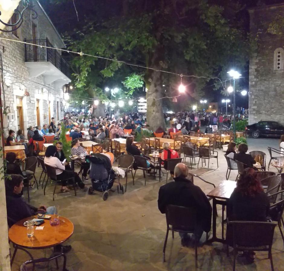 Hotel Ξενωνασ Σελινουντα Kosmás Exterior foto
